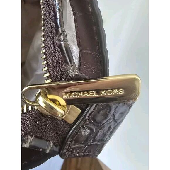 Michael Kors Selma Brown Croc Stamped Leather Satchel Large Pre- Owned - Picture 6 of 9